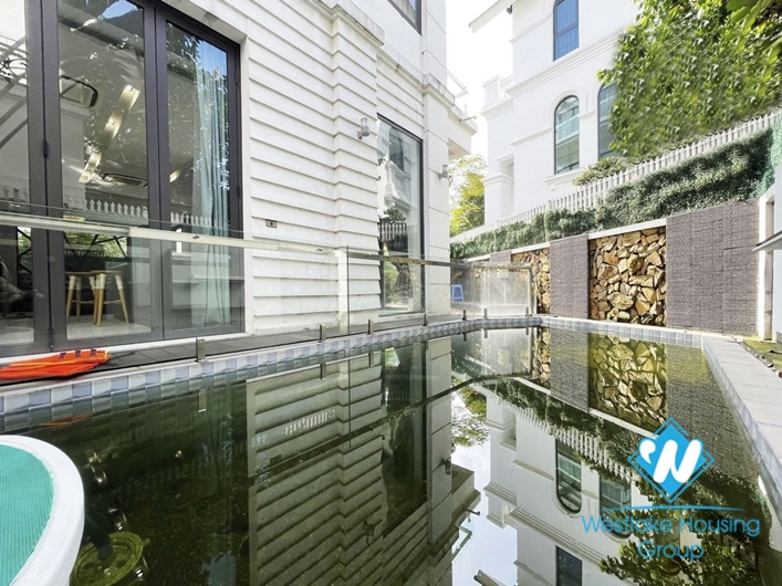 Pool villas for rent at Vinhome Riverside Long Bien Ha Noi